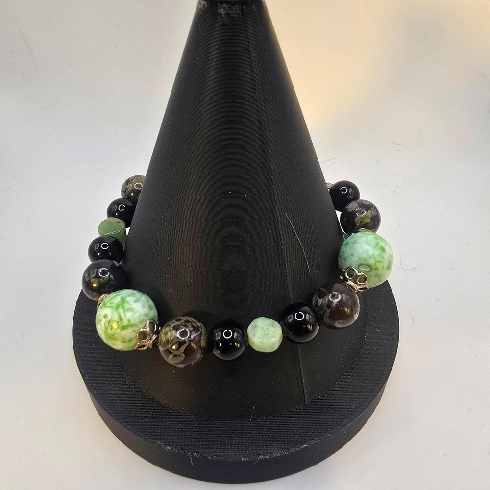 Green and black marbled bead bracelet silver accents